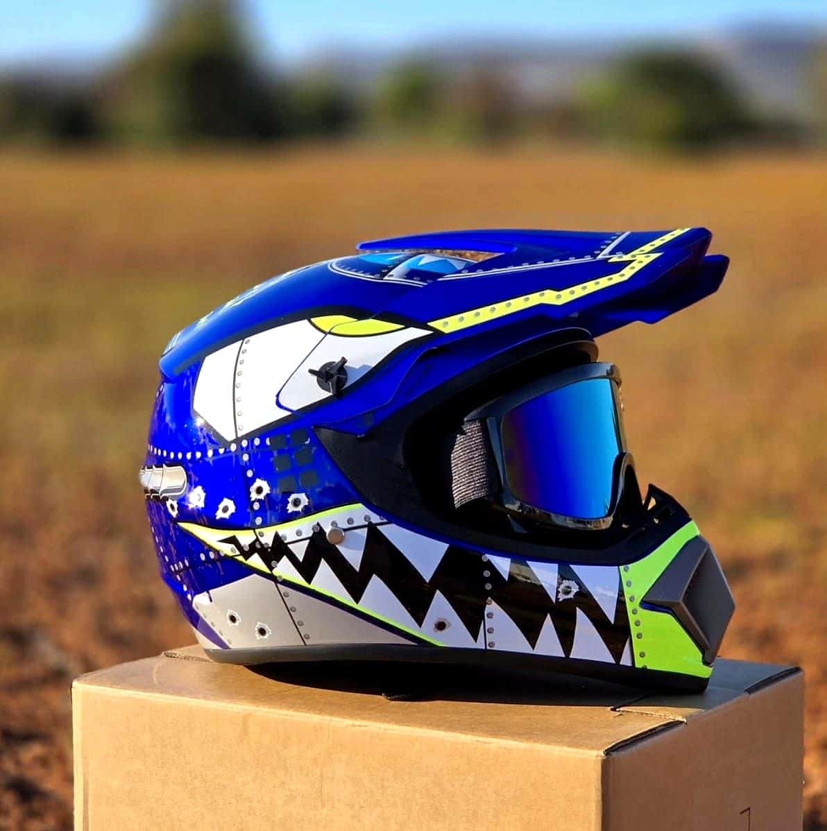 Gözlüklü Cross Kask — Gözlüğüyle birlikte, 5 farklı desen